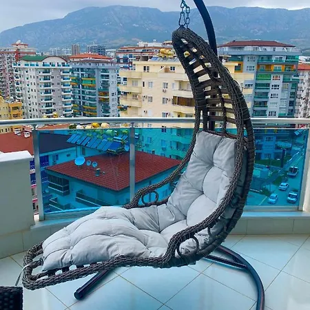 Luxury Apartment *